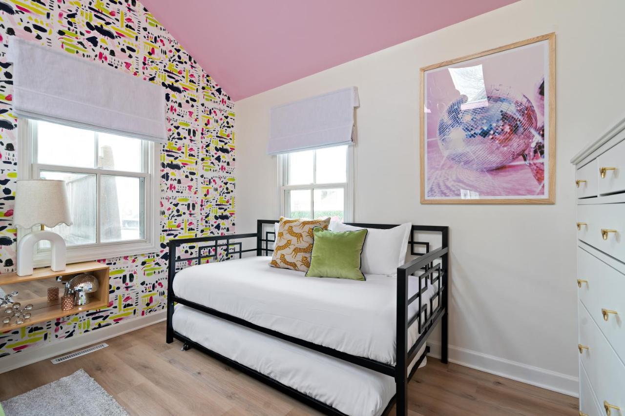 Insta Worthy Home! *Sleeps 8* - Walker'S Point! Мілвокі Екстер'єр фото